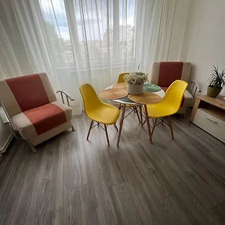 Lavi's Apart Apartment *